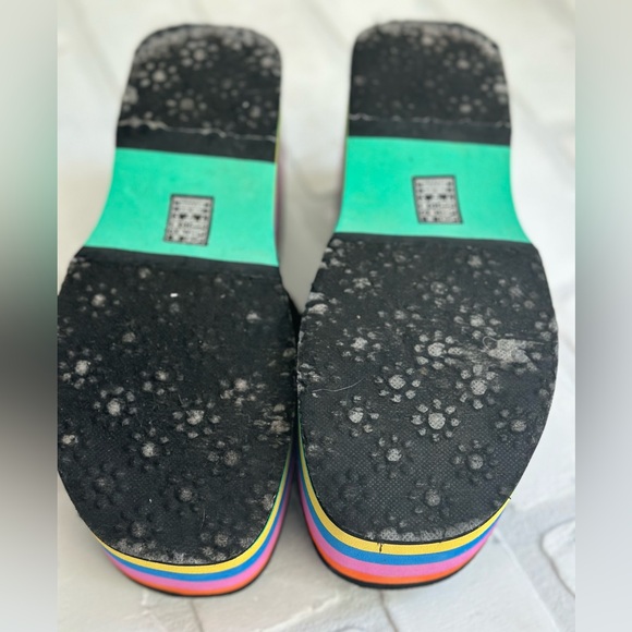 Rocket Dog rainbow platforms 🌈 - Picture 5 of 5